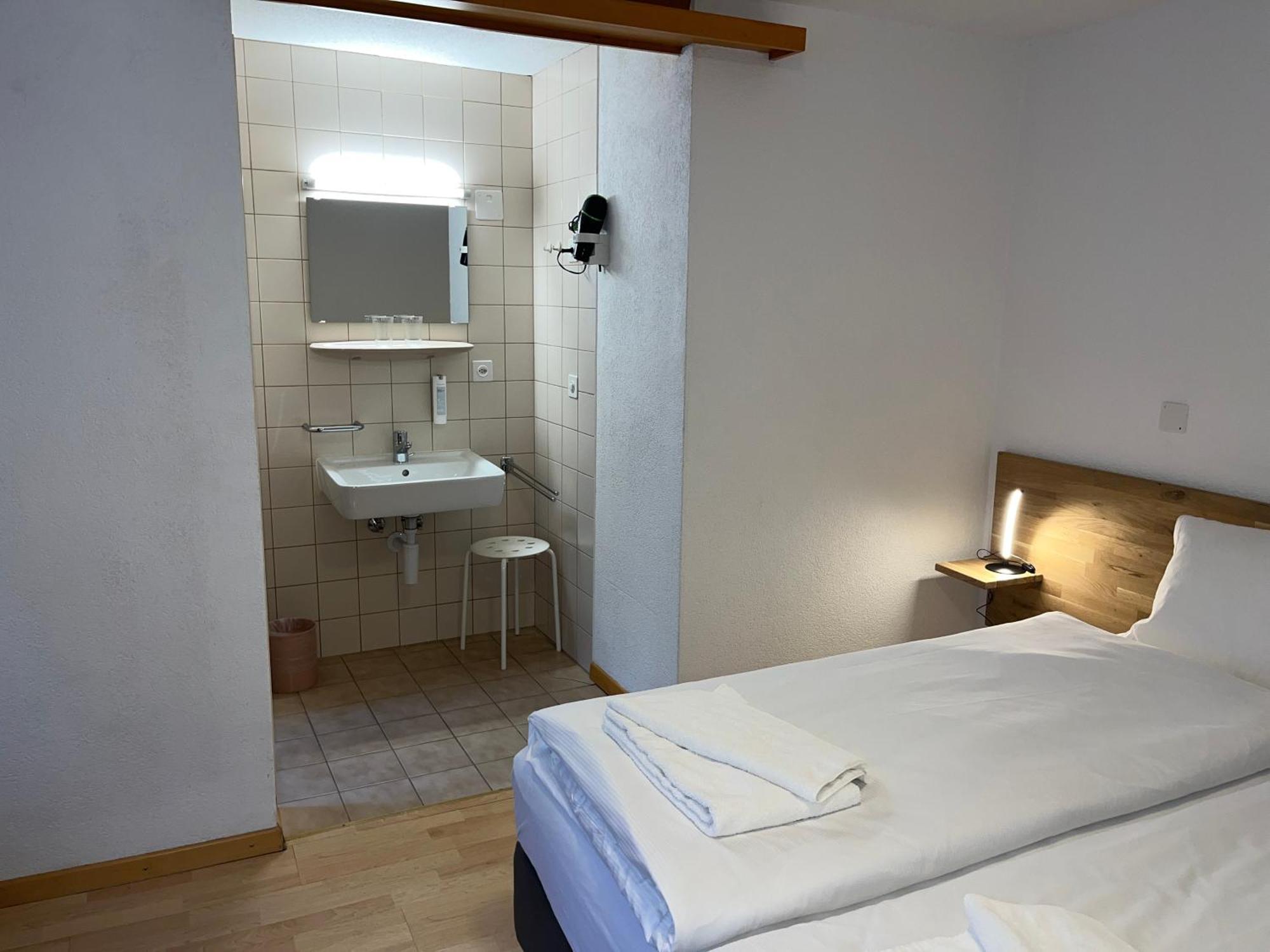 Hotel Drei Koenige Чур Экстерьер фото