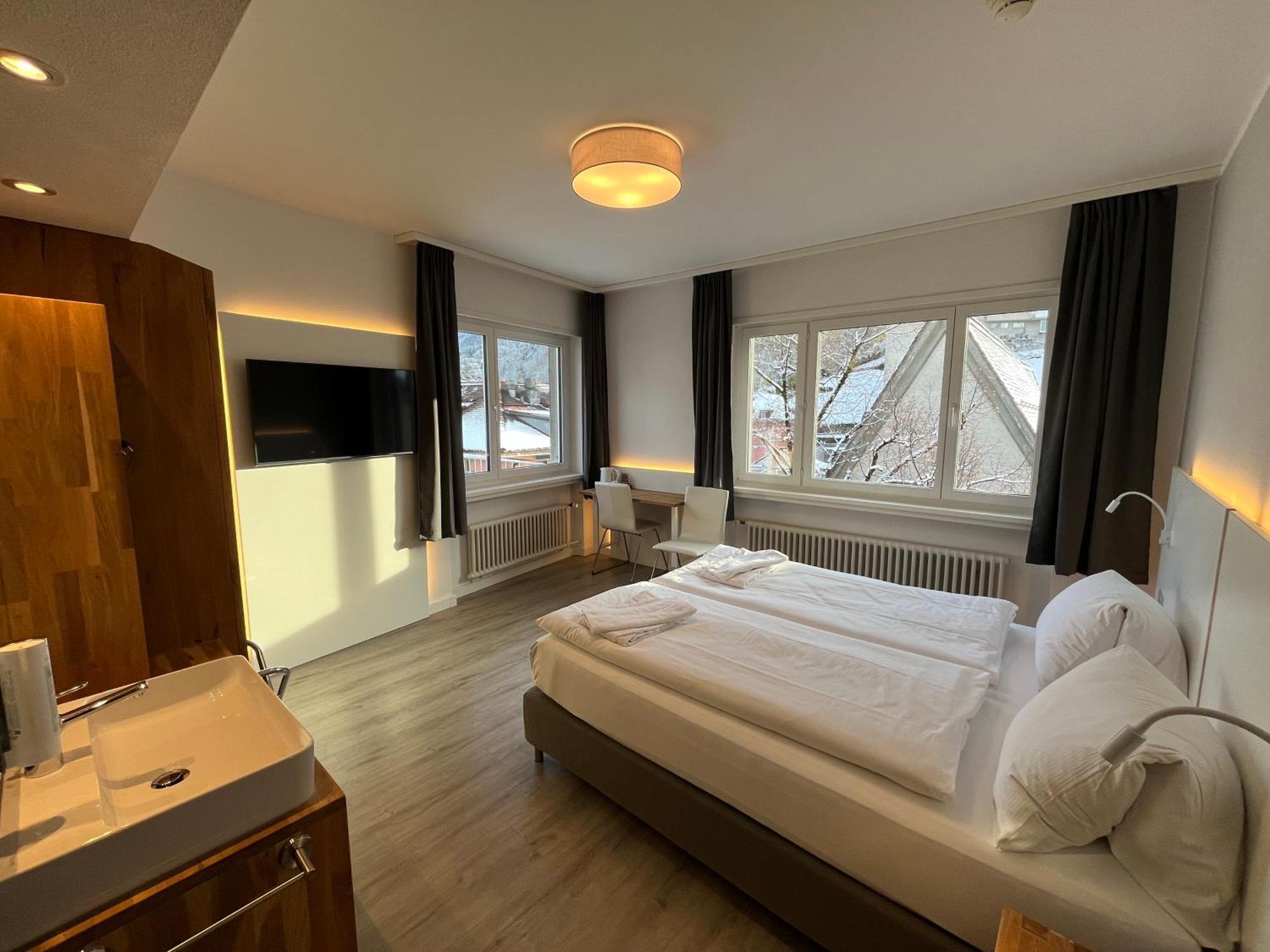 Hotel Drei Koenige Чур Экстерьер фото