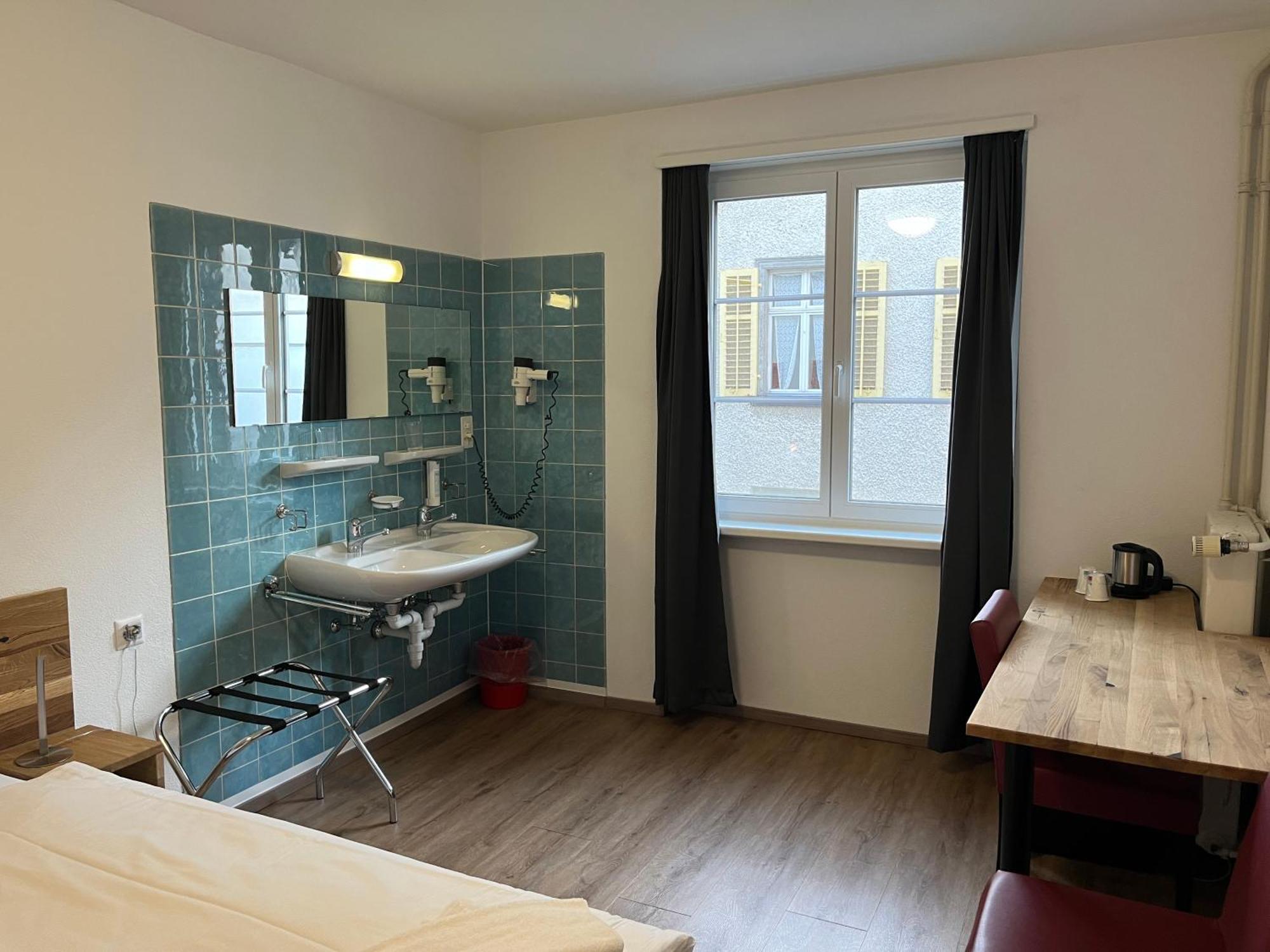 Hotel Drei Koenige Чур Экстерьер фото